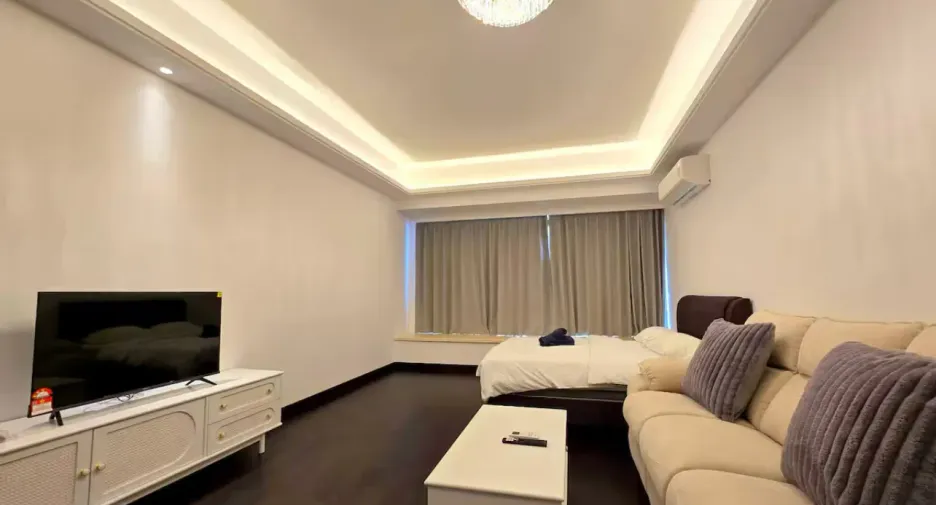 For rent studio condo in Khlong Toei, Bangkok