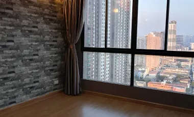 Condo en alquiler de 2 habitaciones en Bang Sue, Bangkok