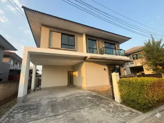 出售 4 卧室 独立屋 在 Sai Mai, 曼谷