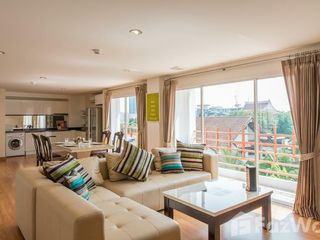 For rent 3 bedrooms condo in Yan Nawa, Bangkok