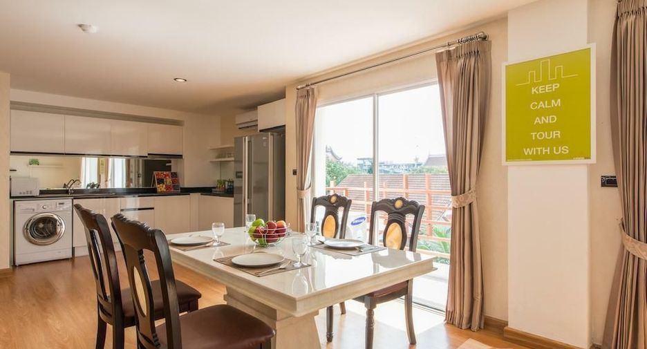 For rent 3 bedrooms condo in Yan Nawa, Bangkok