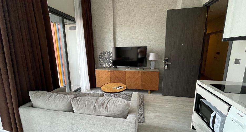 For rent 1 bed condo in Phra Khanong, Bangkok