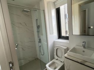 À louer 1 chambre condo à Phra Khanong, Bangkok
