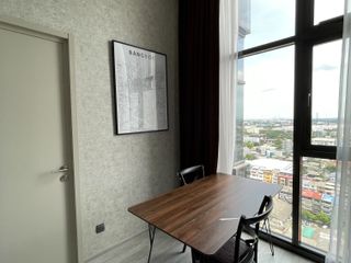 À louer 1 chambre condo à Phra Khanong, Bangkok