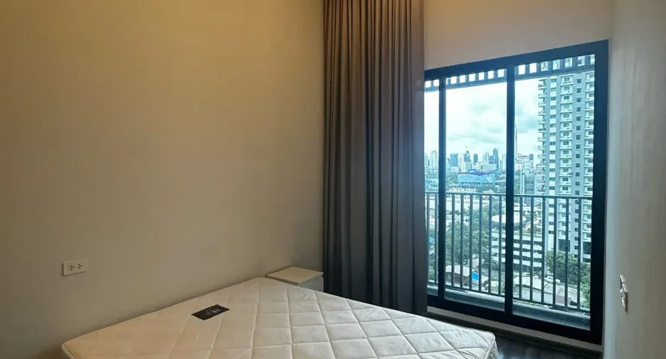 Condo en alquiler de 2 habitaciones en Ratchathewi, Bangkok