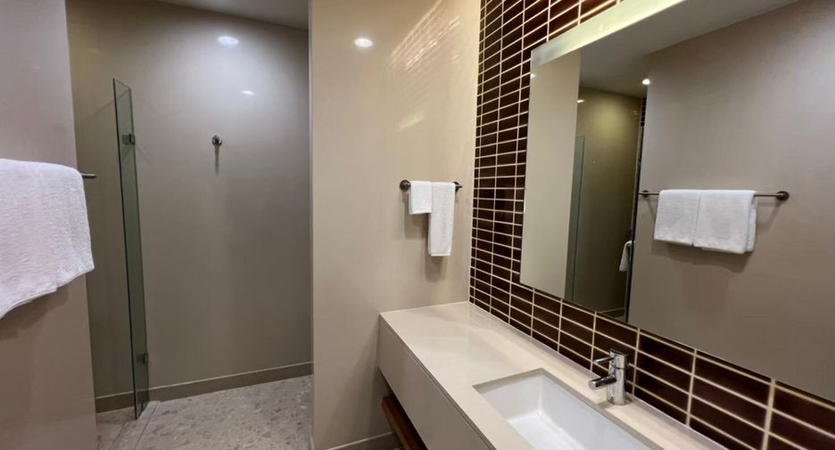Condo en alquiler de 2 habitaciones en Bang Kho Laem, Bangkok