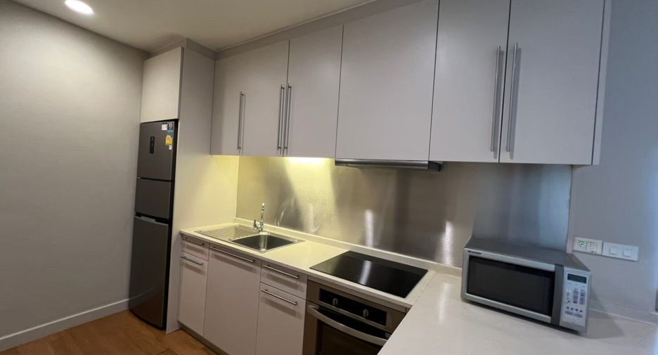 Condo en alquiler de 2 habitaciones en Bang Kho Laem, Bangkok