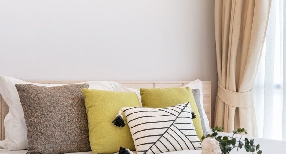 For rent 3 bedrooms apartment in Sathon, Bangkok