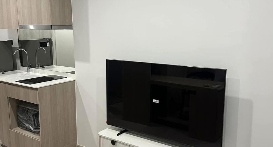 For rent studio condo in Khlong San, Bangkok