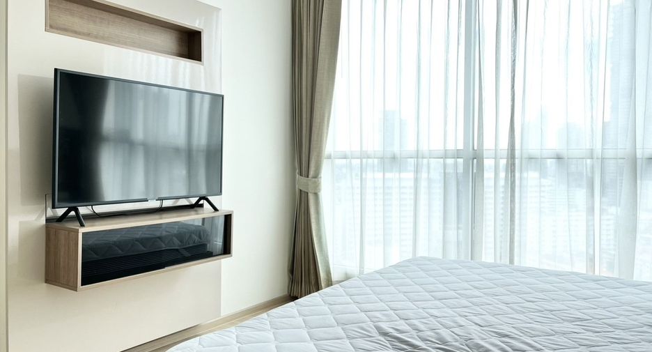 For rent 2 bedrooms condo in Sathon, Bangkok