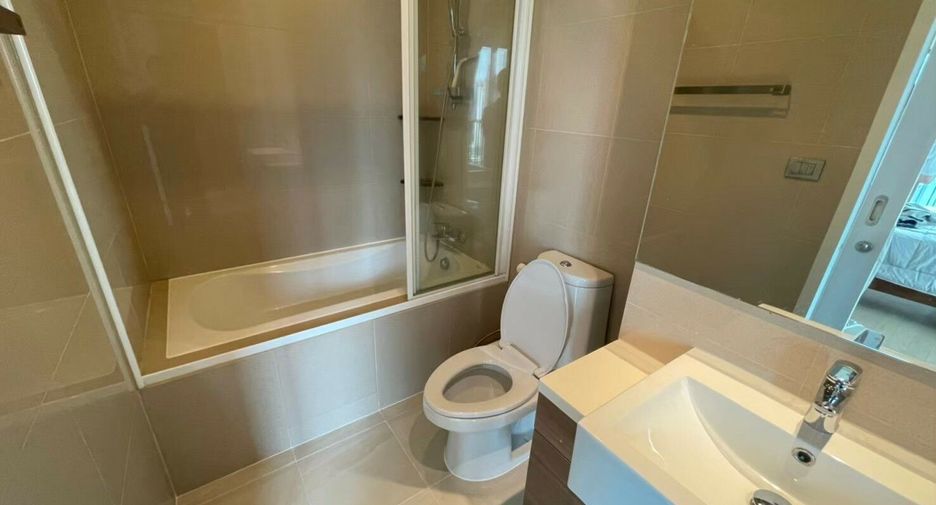 For rent 1 bed condo in Khlong Toei, Bangkok