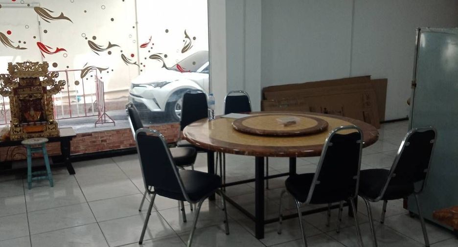 For rent office in Bang Rak, Bangkok