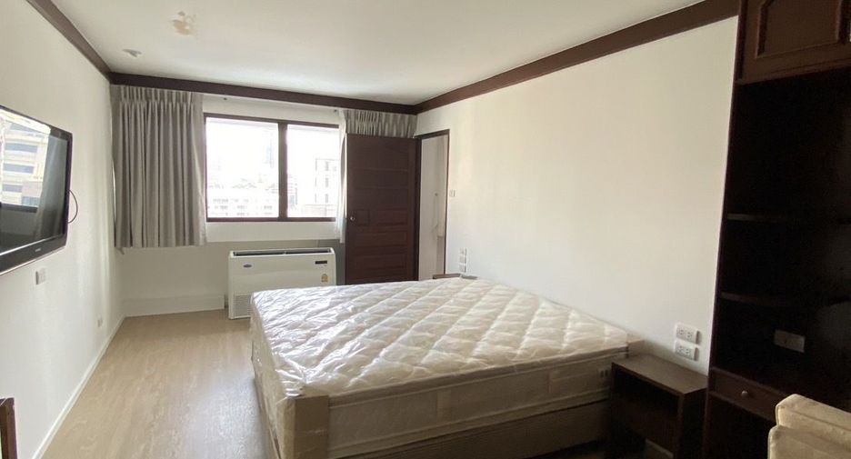 Condo en alquiler de 3 habitaciones en Watthana, Bangkok