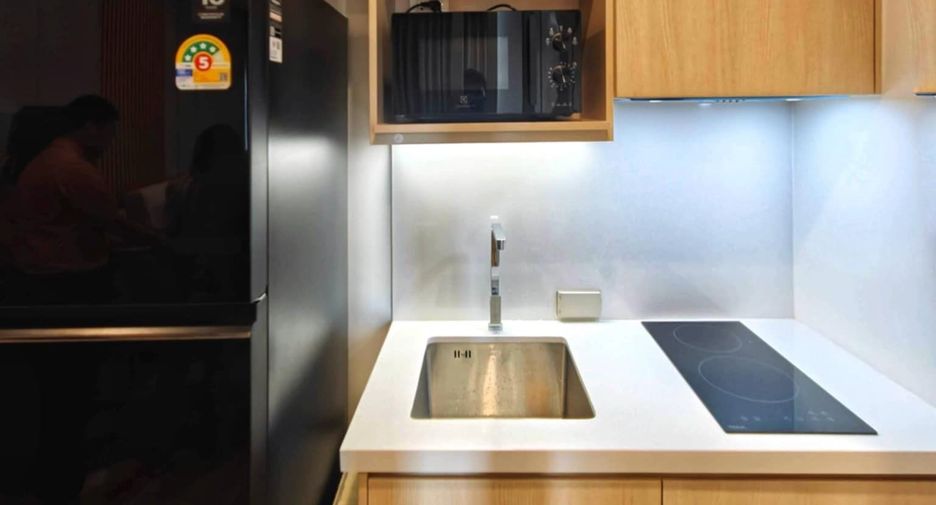 For rent 1 bed condo in Watthana, Bangkok