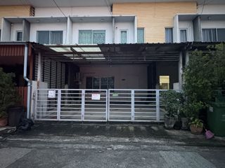 For rent 3 ベッドルーム townhouse in Min Buri, Bangkok