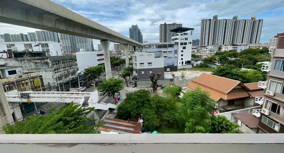 For rent 4 bedrooms retail Space in Bang Sue, Bangkok