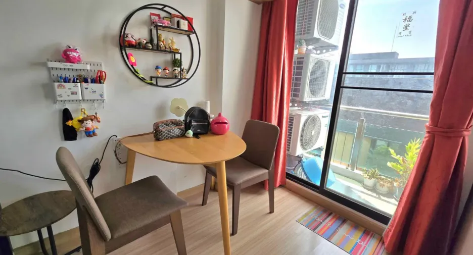 For rent 2 bedrooms condo in Phra Khanong, Bangkok