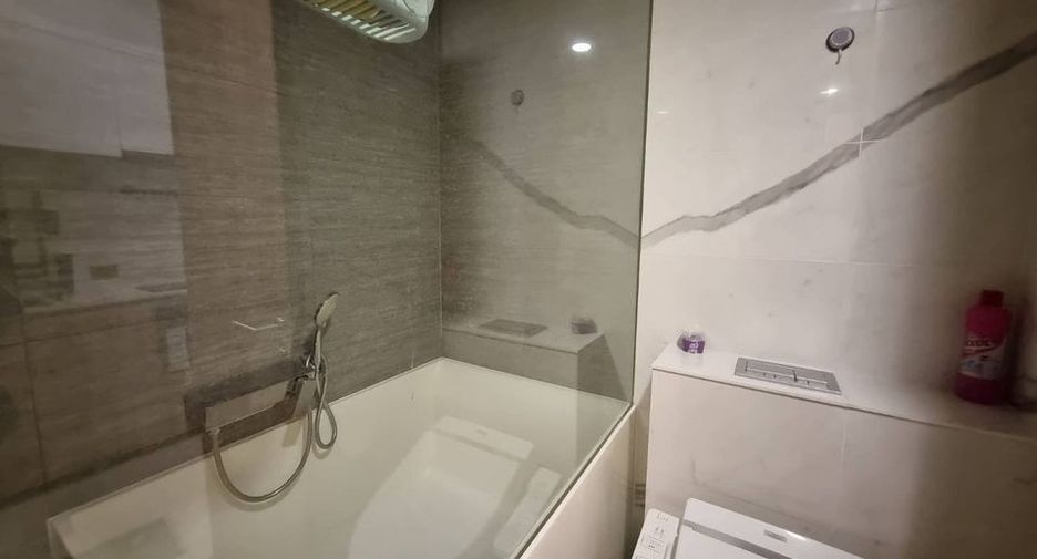 For rent 1 Beds condo in Watthana, Bangkok