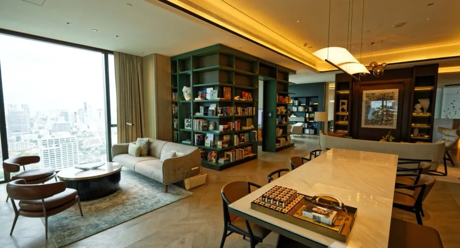 For rent 2 bedrooms condo in Sathon, Bangkok