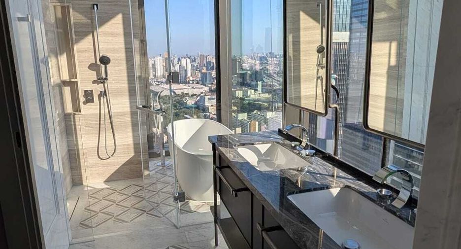 For rent 2 bedrooms condo in Sathon, Bangkok