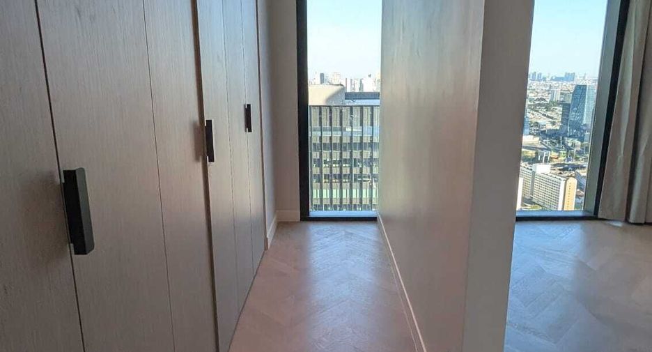 For rent 2 bedrooms condo in Sathon, Bangkok