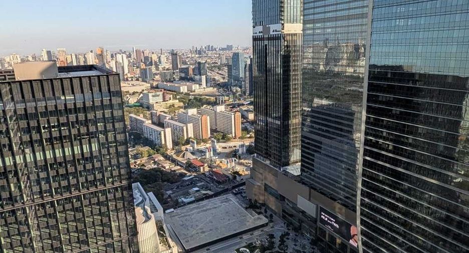 For rent 2 bedrooms condo in Sathon, Bangkok