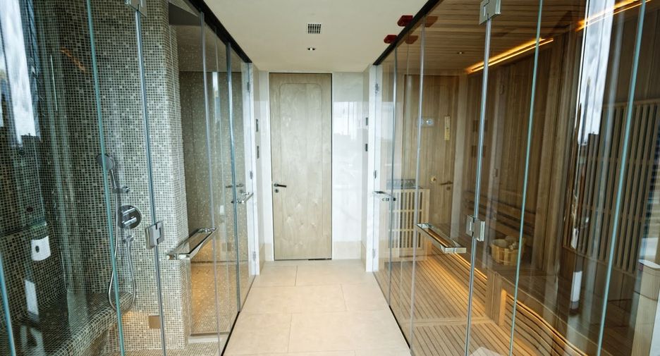 For rent 2 bedrooms condo in Sathon, Bangkok
