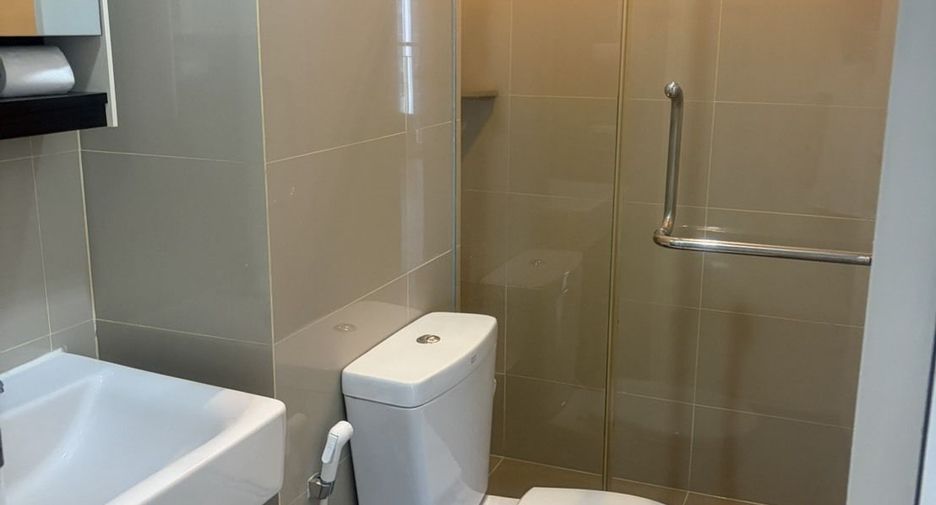 For rent 2 bedrooms condo in Chatuchak, Bangkok