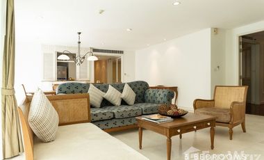 For rent 3 bedrooms condo in Sathon, Bangkok