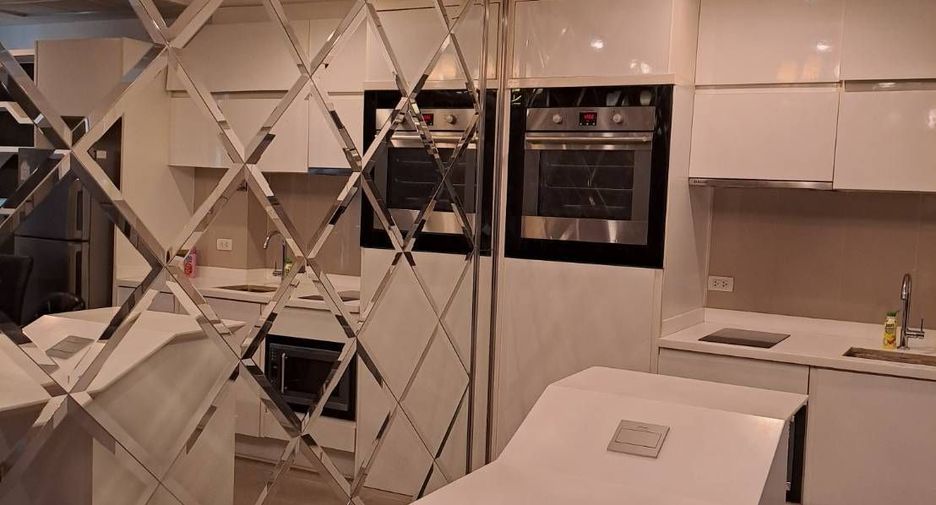 For rent 1 bed condo in Pathum Wan, Bangkok
