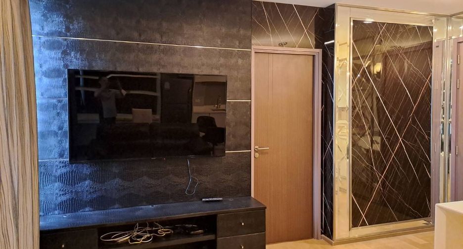 For rent 1 bed condo in Pathum Wan, Bangkok