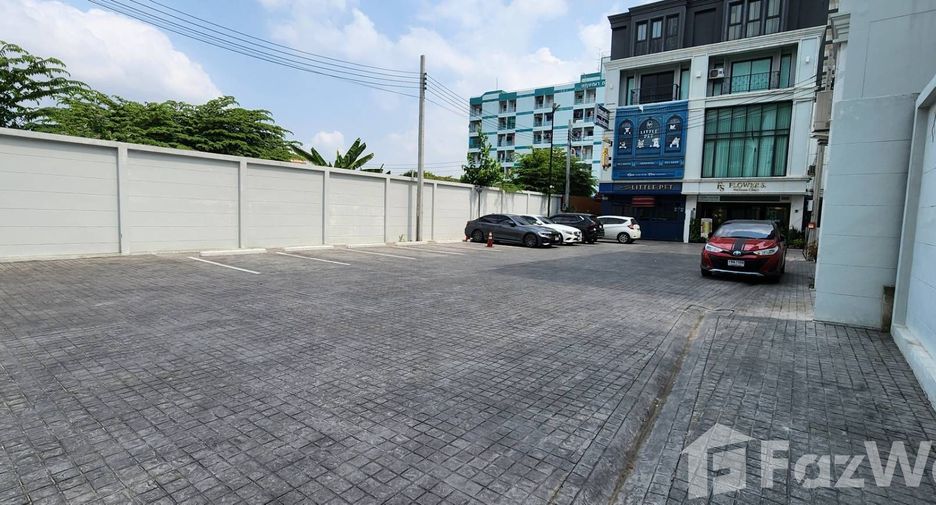 For rent 3 bedrooms retail Space in Prawet, Bangkok