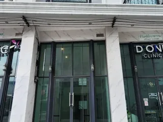 For rent 3 bedrooms retail Space in Prawet, Bangkok