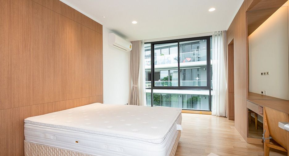 For rent 4 bedrooms condo in Suan Luang, Bangkok