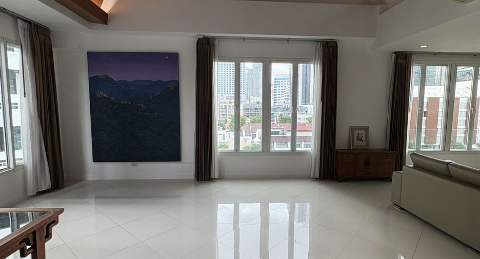 Wohnung zur Miete mit 4 Zimmer in Watthana, Bangkok