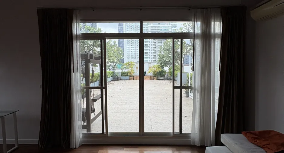 Wohnung zur Miete mit 4 Zimmer in Watthana, Bangkok