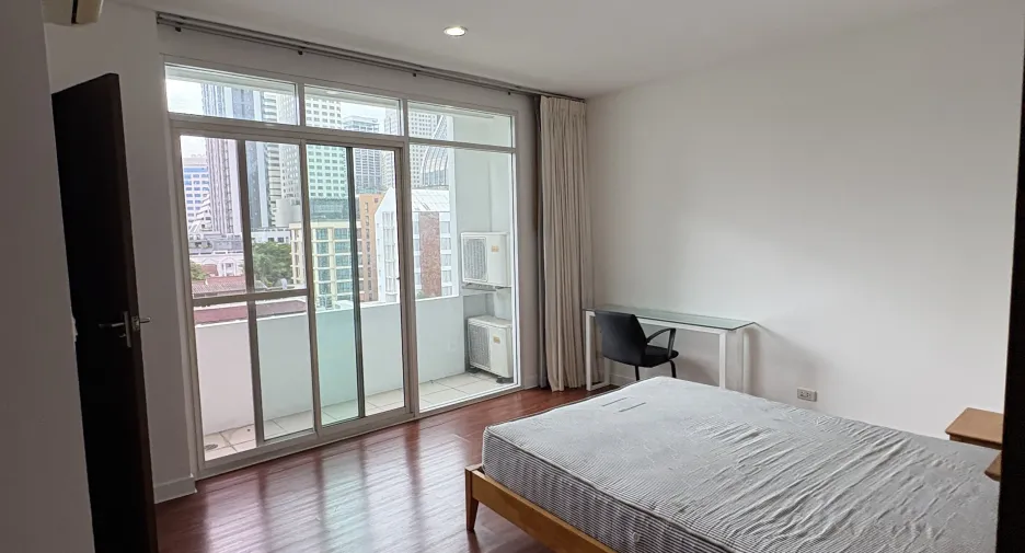 Wohnung zur Miete mit 4 Zimmer in Watthana, Bangkok