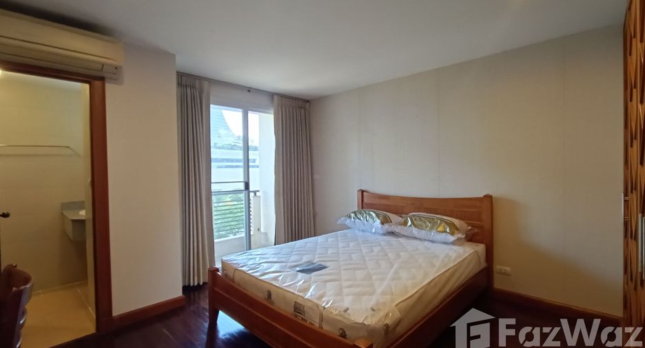 For rent 3 bedrooms apartment in Pathum Wan, Bangkok