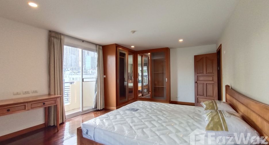 For rent 3 bedrooms apartment in Pathum Wan, Bangkok