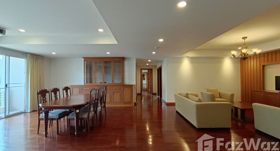 For rent 3 bedrooms apartment in Pathum Wan, Bangkok