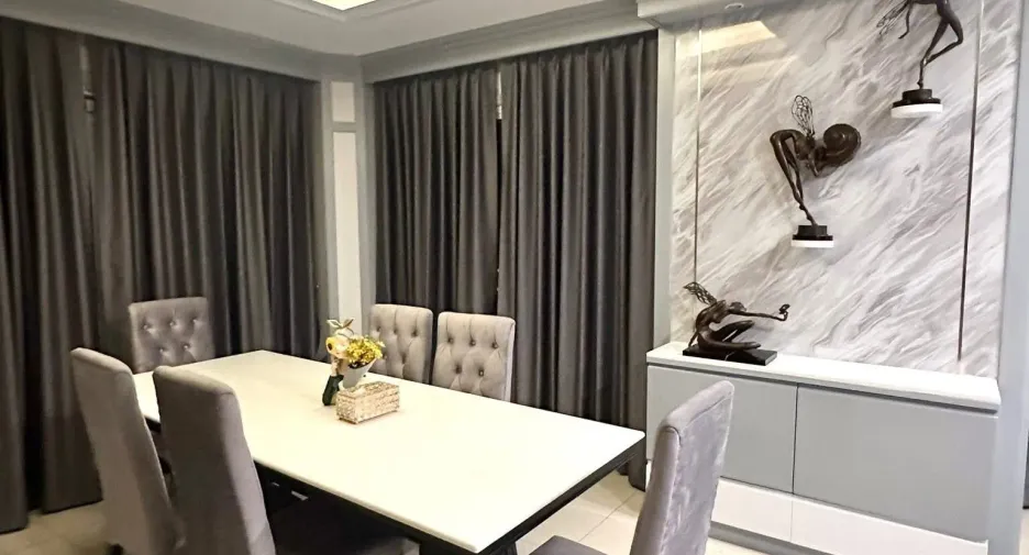 Casa en alquiler de 3 habitaciones en Bang Khen, Bangkok