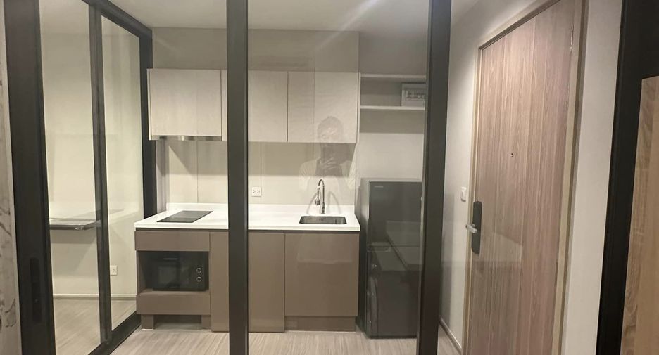 À louer 1 chambre condo à Thon Buri, Bangkok