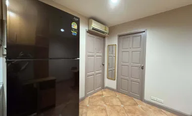 For rent 2 bedrooms condo in Bang Rak, Bangkok