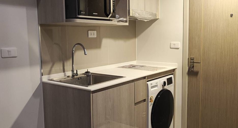 Condo en alquiler de 2 habitaciones en Bang Phlat, Bangkok