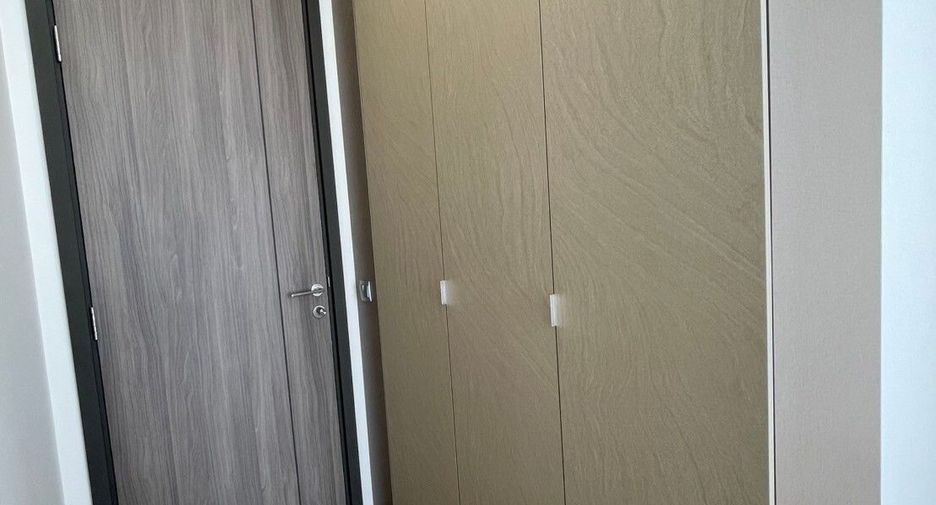For rent 3 bedrooms condo in Bang Kho Laem, Bangkok