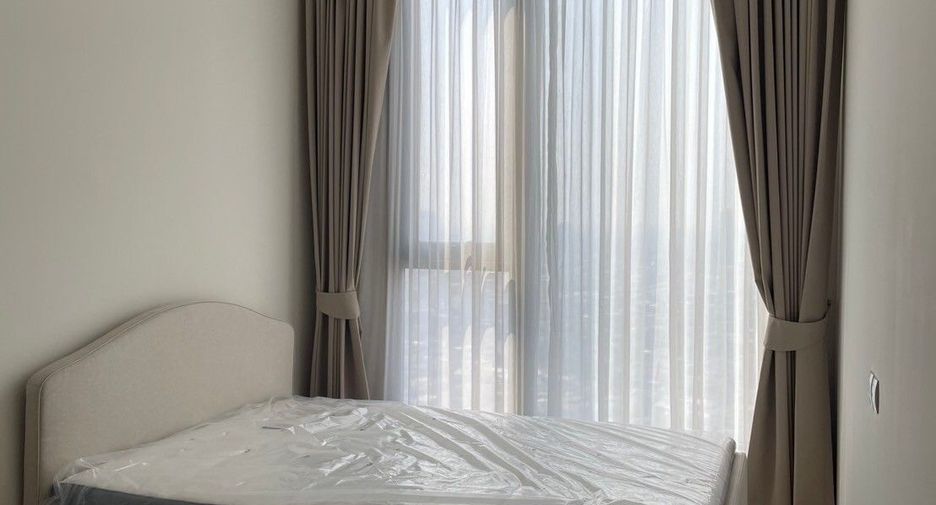 For rent 3 bedrooms condo in Bang Kho Laem, Bangkok