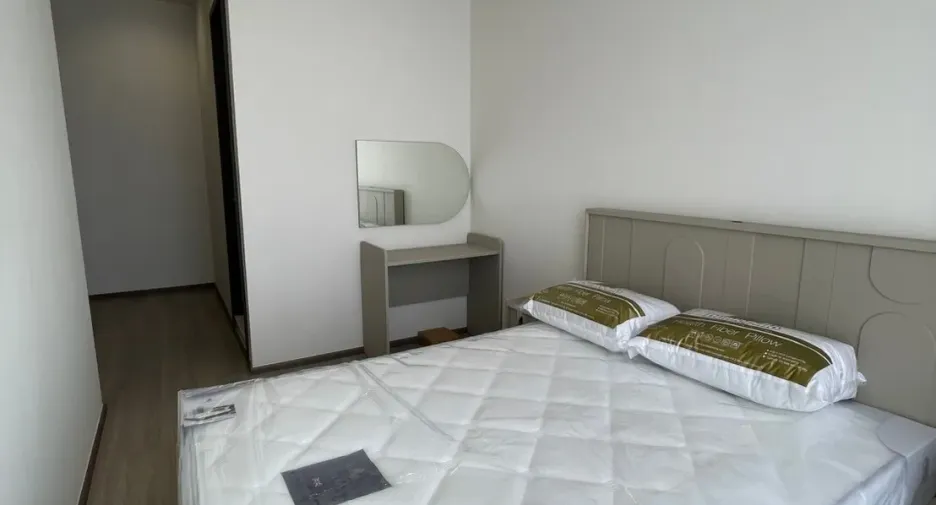 For rent 3 bedrooms condo in Bang Kho Laem, Bangkok