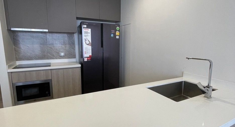 For rent 3 bedrooms condo in Bang Kho Laem, Bangkok