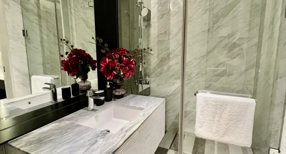 Condo en alquiler de 3 habitaciones en Watthana, Bangkok