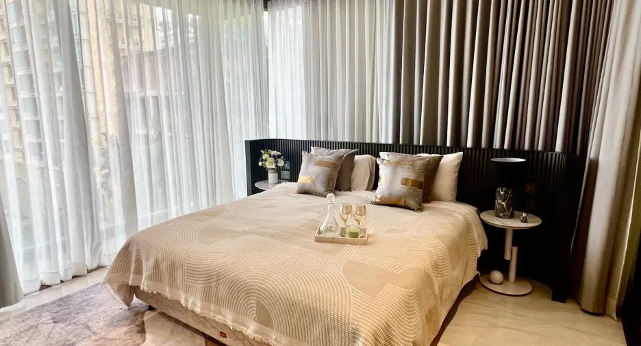 Condo en alquiler de 3 habitaciones en Watthana, Bangkok